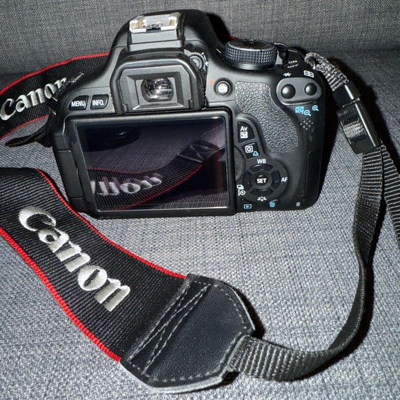 Canon EOS 600D - Picture 4 of 7